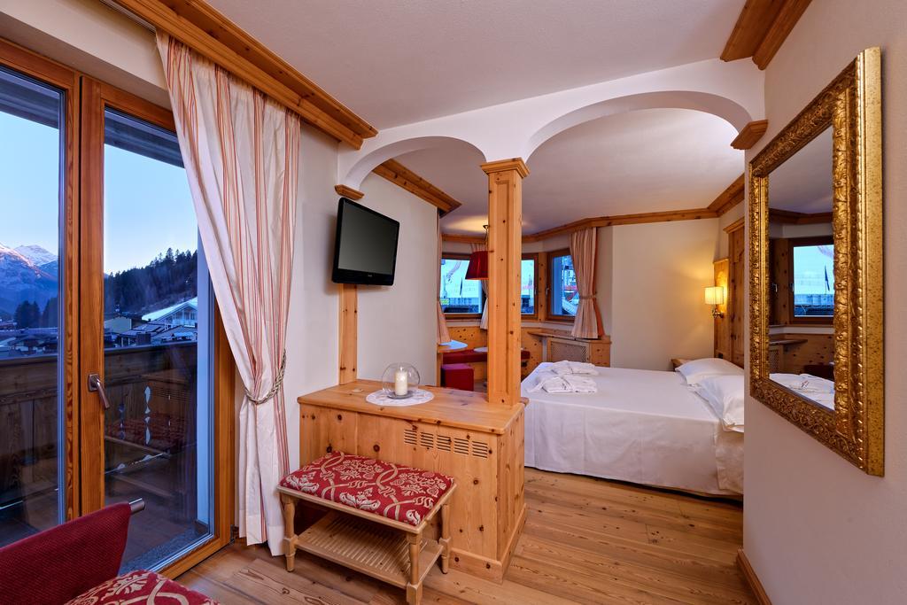 Boutique Hotel Diana Madonna di Campiglio Ngoại thất bức ảnh