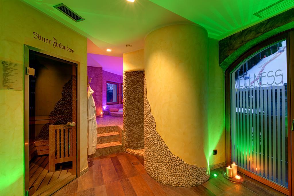 Boutique Hotel Diana Madonna di Campiglio Ngoại thất bức ảnh