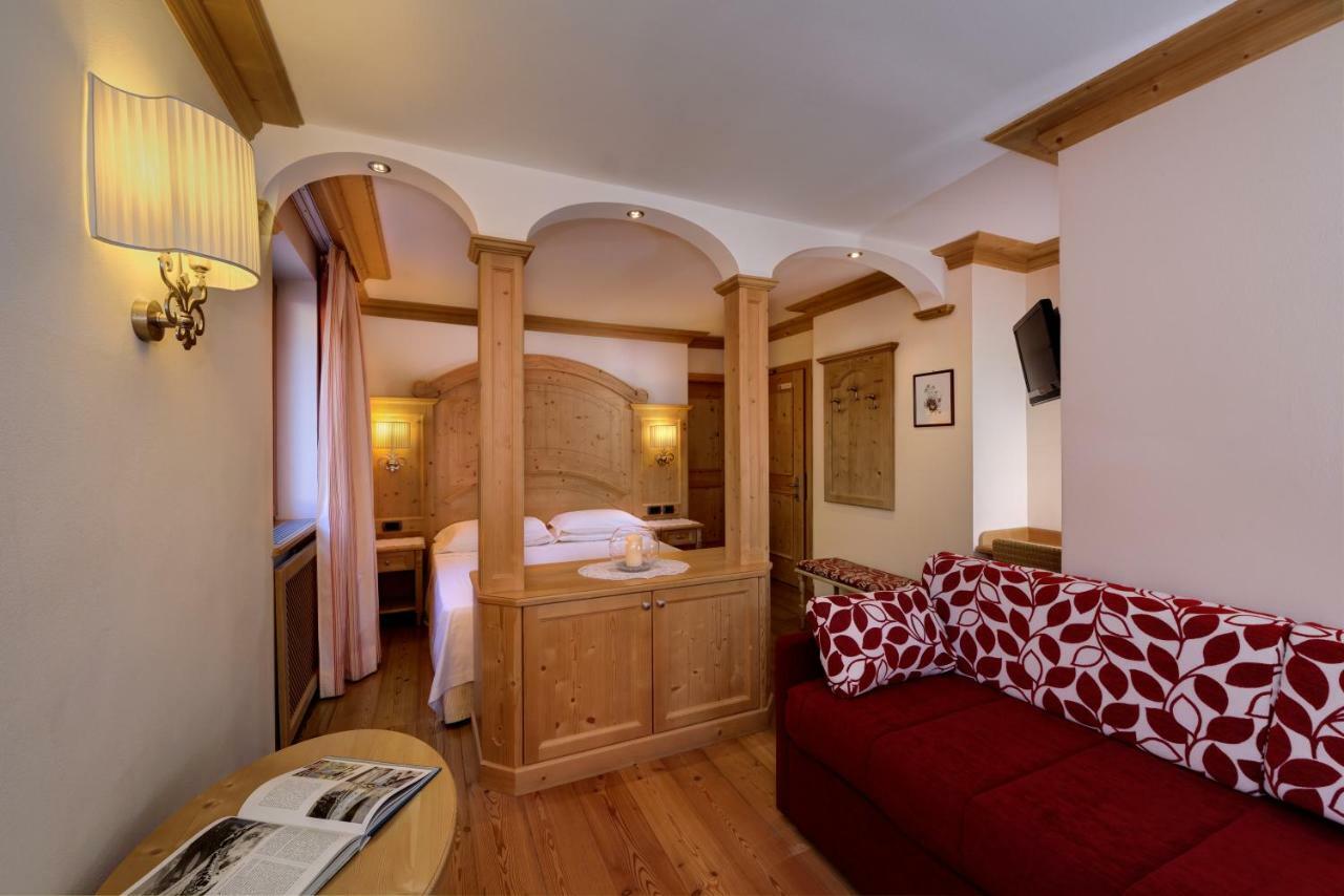 Boutique Hotel Diana Madonna di Campiglio Ngoại thất bức ảnh