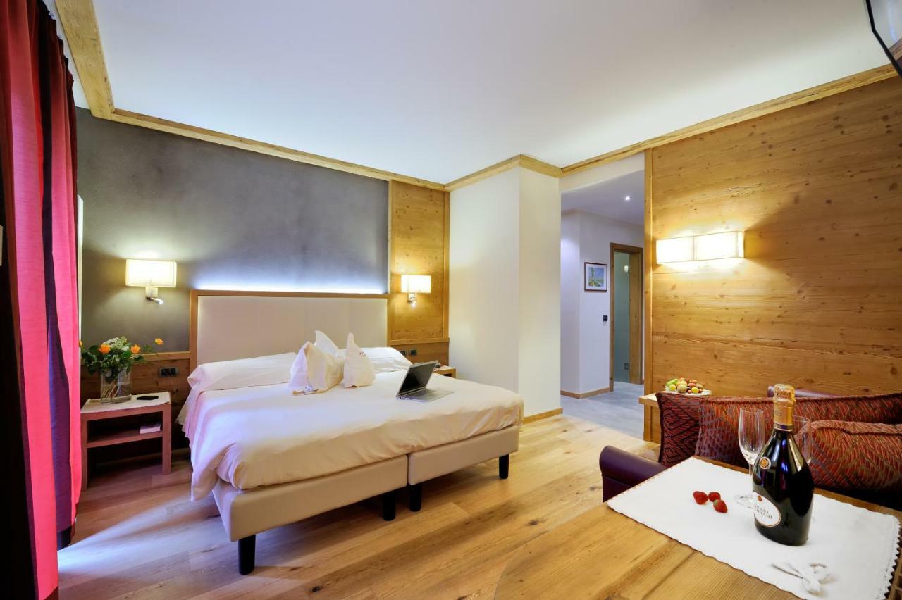 Boutique Hotel Diana Madonna di Campiglio Ngoại thất bức ảnh