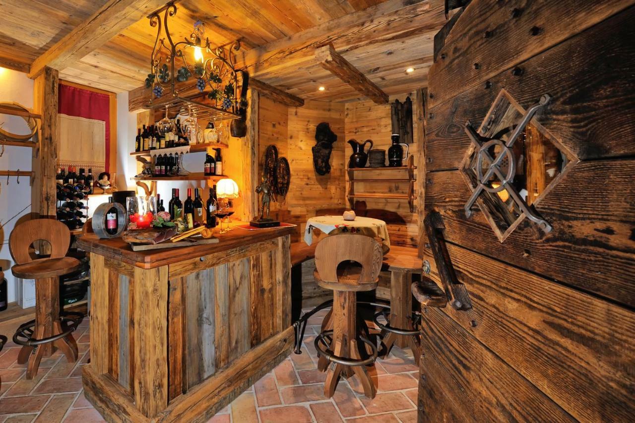 Boutique Hotel Diana Madonna di Campiglio Ngoại thất bức ảnh