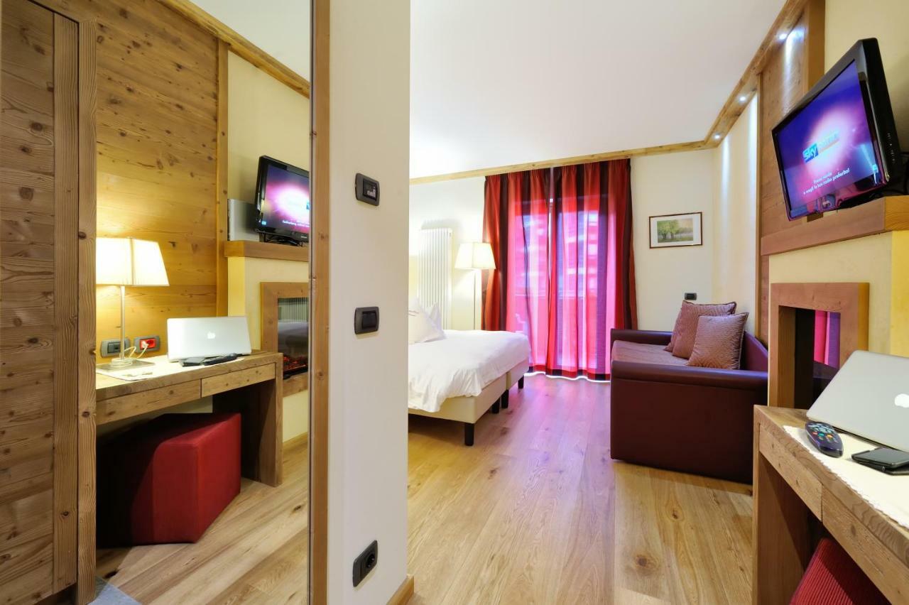 Boutique Hotel Diana Madonna di Campiglio Ngoại thất bức ảnh