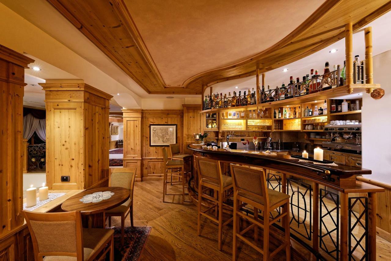 Boutique Hotel Diana Madonna di Campiglio Ngoại thất bức ảnh