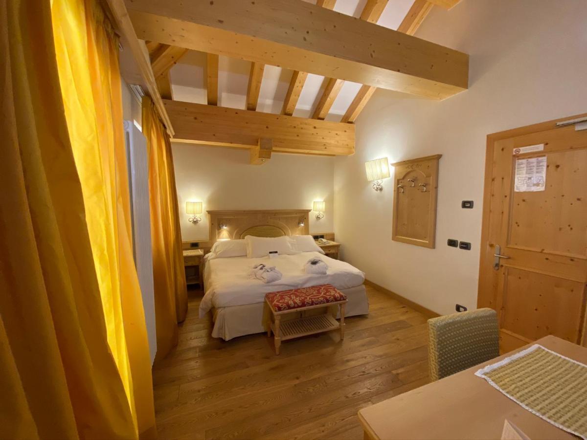 Boutique Hotel Diana Madonna di Campiglio Ngoại thất bức ảnh